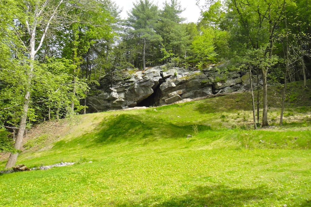 Designer flat, amazing setting. Houses for Rent in Rosendale, New