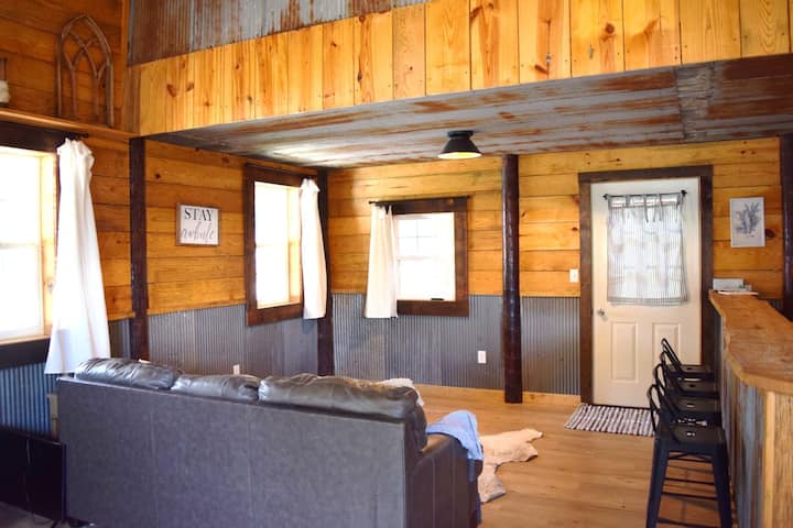 The Shouse - California, MO