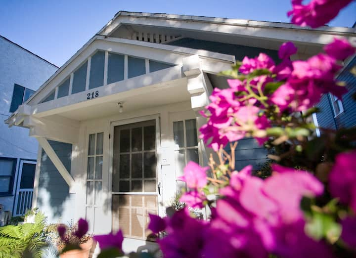 2block from beach-Historic Bungalow discount/month