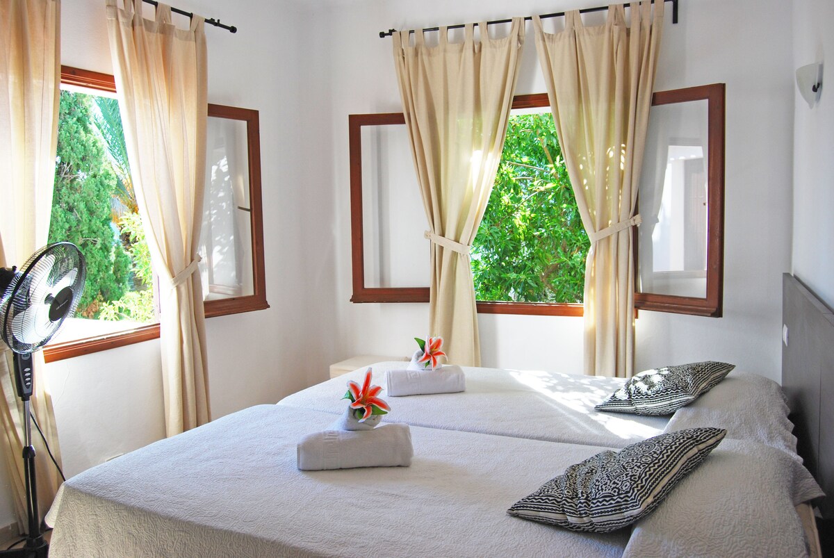 غرفة النوم الرئيسية