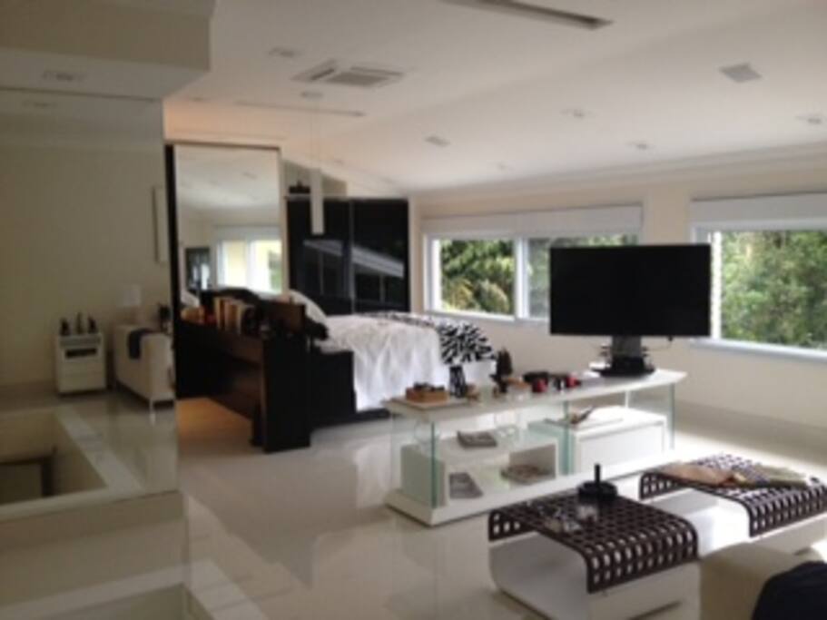 Suite Master 1