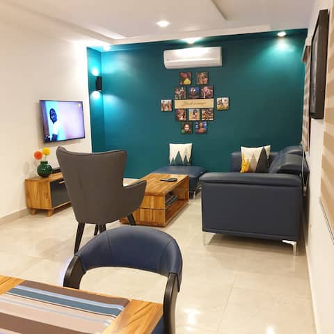 Jayé, chic apartment 200m from the beach+ sea view