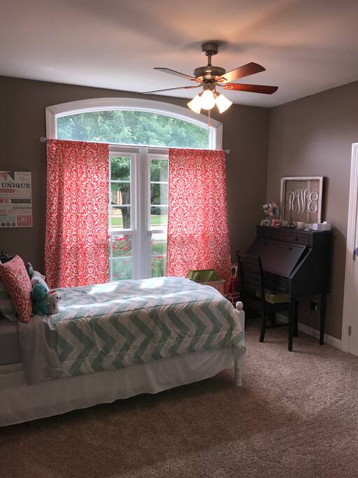 Twin bed