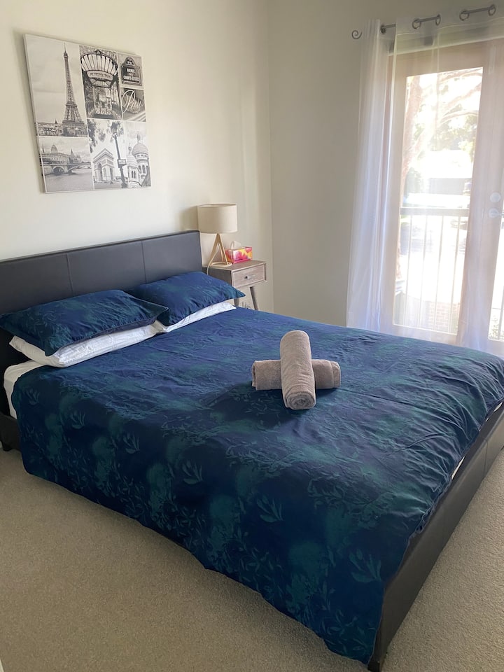 غرفة النوم الرئيسية