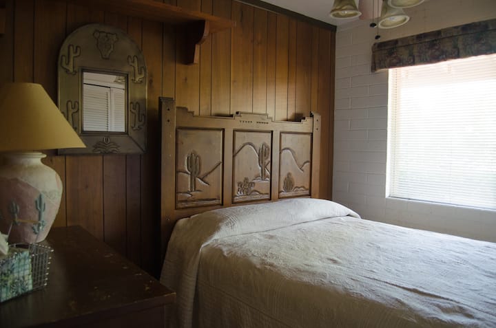 საწოლი 152 × 203 სმ