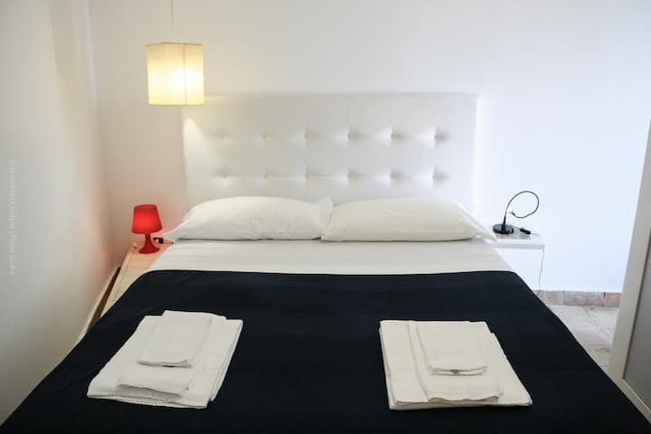 QUARTO COM JARDIM VILLA ZAGARA