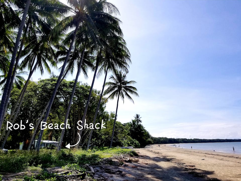Rob's Beach Shack, on Four Mile Beach, Port Douglas, Queensland, Australia, photo 2 of 10