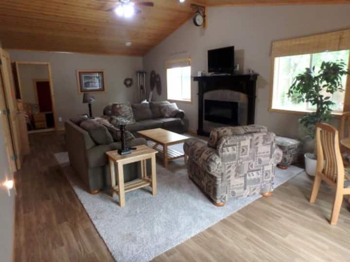 Big Cormorant Lake Vacation Rentals & Homes Minnesota, United States