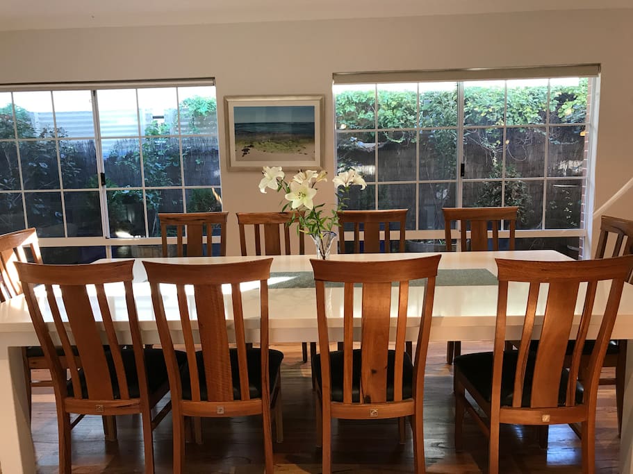 3/22: Dining table