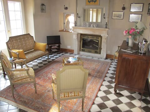 Top performing Airbnb: Le Relais Coq'Lys gîte at the gates of Epernay in Marne