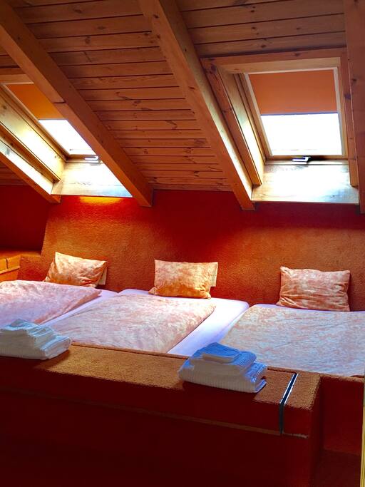 sink in after a long work, travel & citytour.... (3 mattresses in a row, each wt a size of 140x200cm).