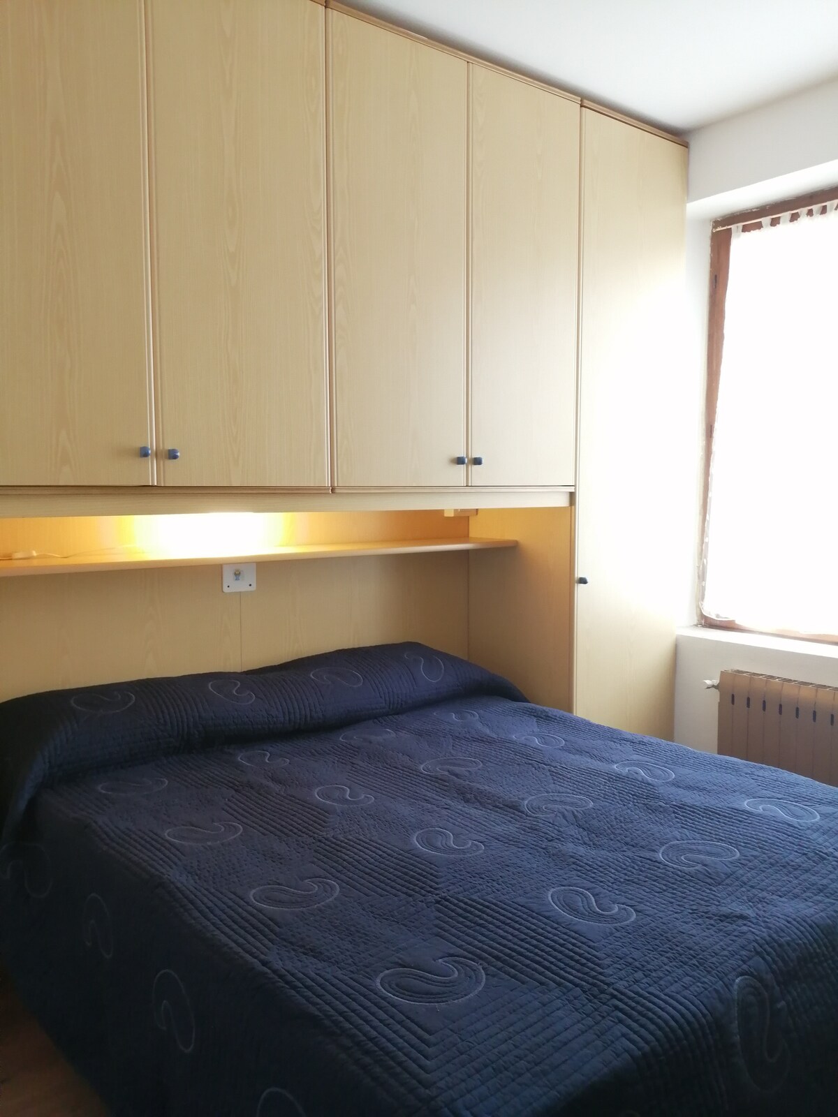 საძინებელი 1