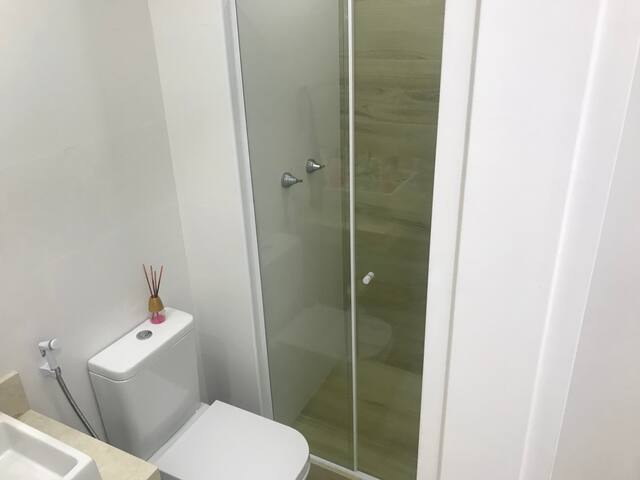 5 min. Parque Olímpico Cidade do Rock 15 min praia gallery image 4