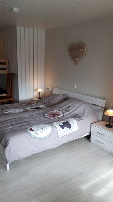 Zimmer Anton