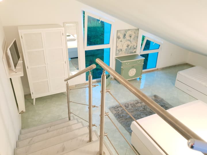 Azur Pearl ...влезот во прекрасен стан