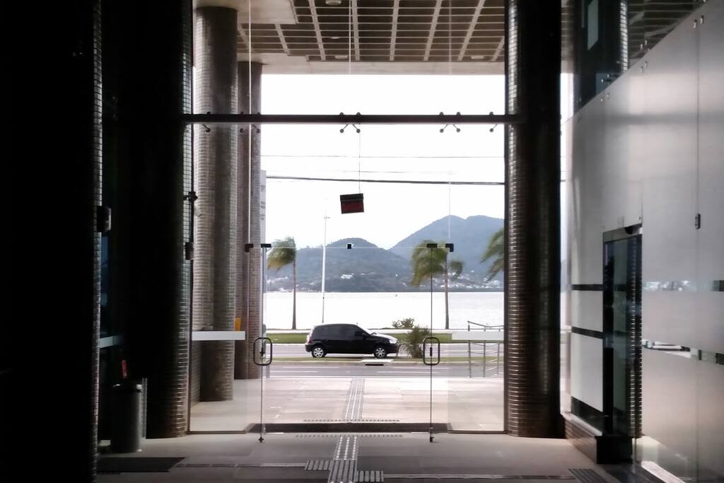 Segurança 24h, vaga de garagem inclusa