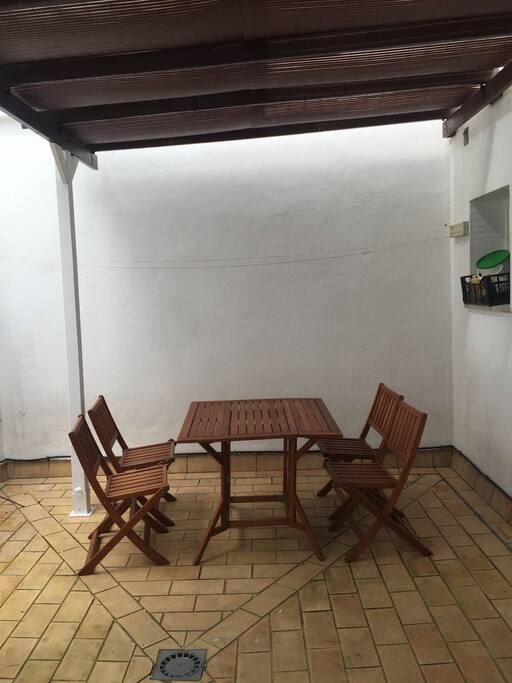 PATIO PARTICULAR