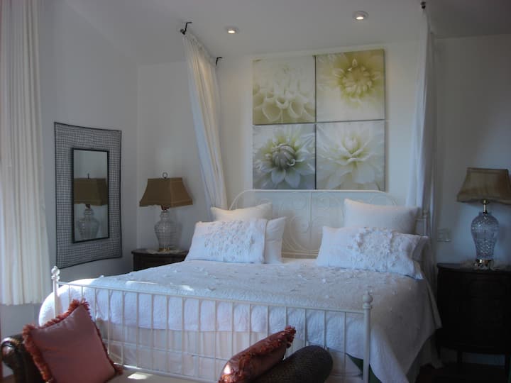 Encino, Los Angeles Guest House Rentals Guest Houses and More Airbnb