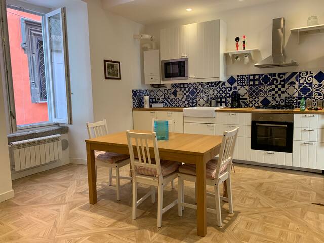 Fafà Apartment a Spaccanapoli gallery image 4