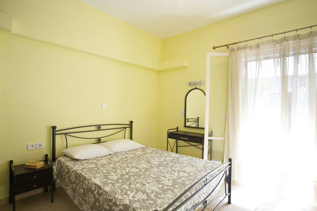 δωμάτιο 1/ room 1
