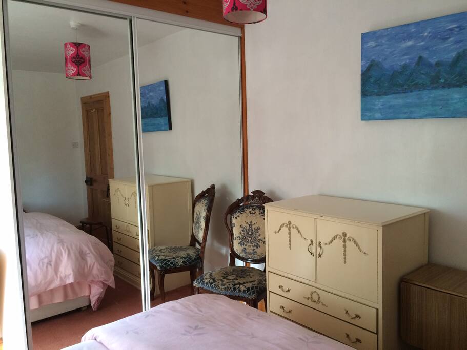 Large mirrored wardrobes - tea/coffee making facilities, wifi and simple breakfast in your room.