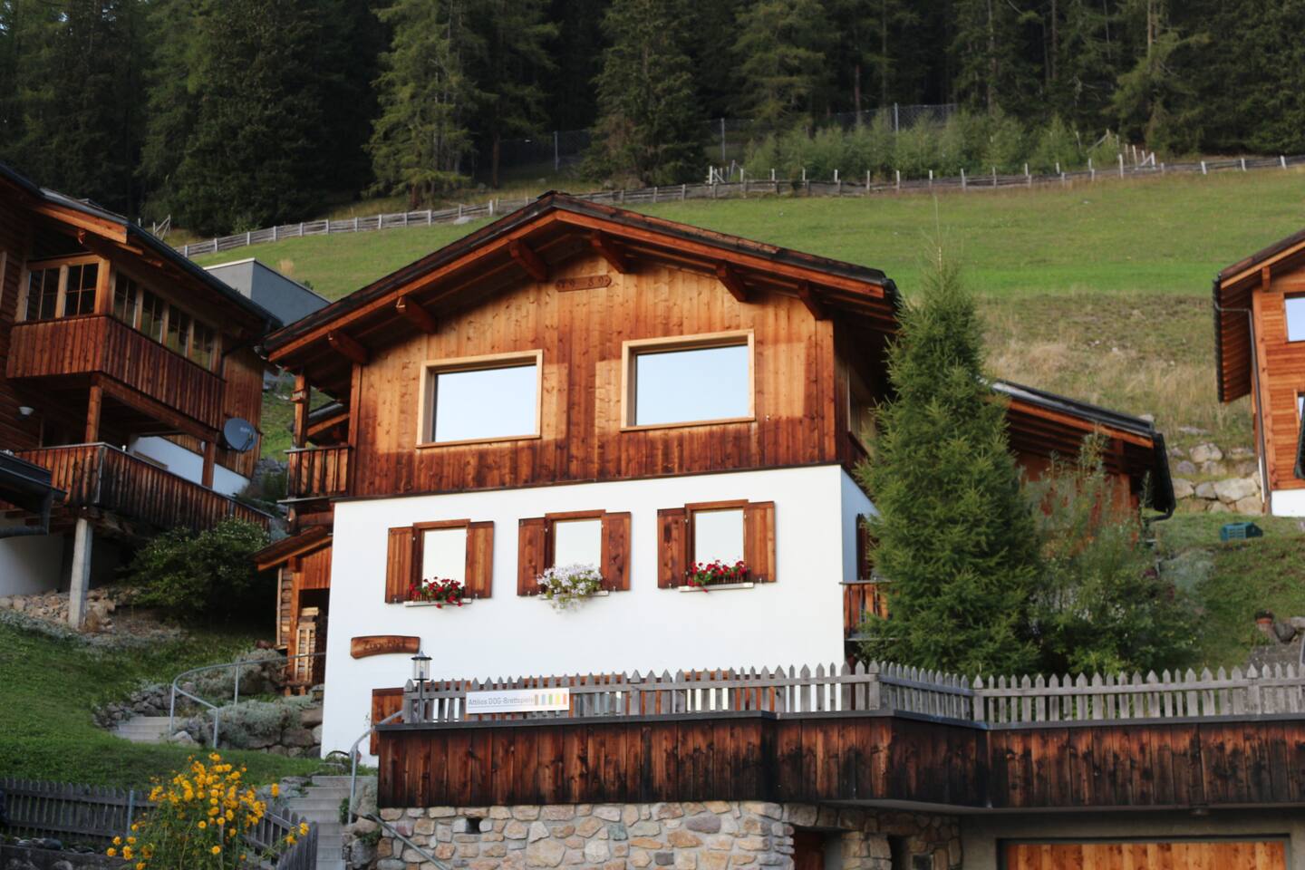 Zu Vermieten Ren 2 Zimmer Ferienwohnung Auch Wef Apartments For Rent In Davos Monstein
