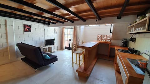 Popular Airbnb listing: Loft-Tapanco Mali-Paz in México