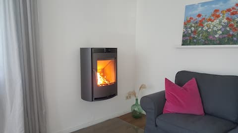 Erfolgreiche Airbnb-Immobilie: Buhne vacation bungalow with fireplace in Boltenhagen in Boltenhagen