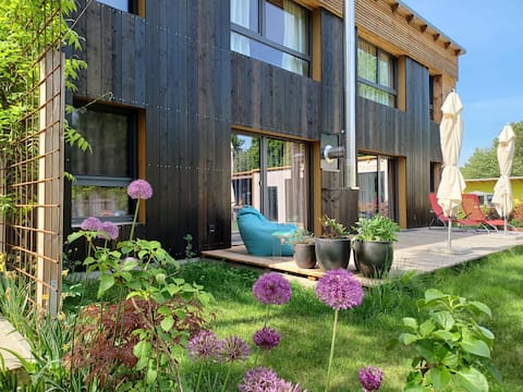 Schorfheider down- and upstairs