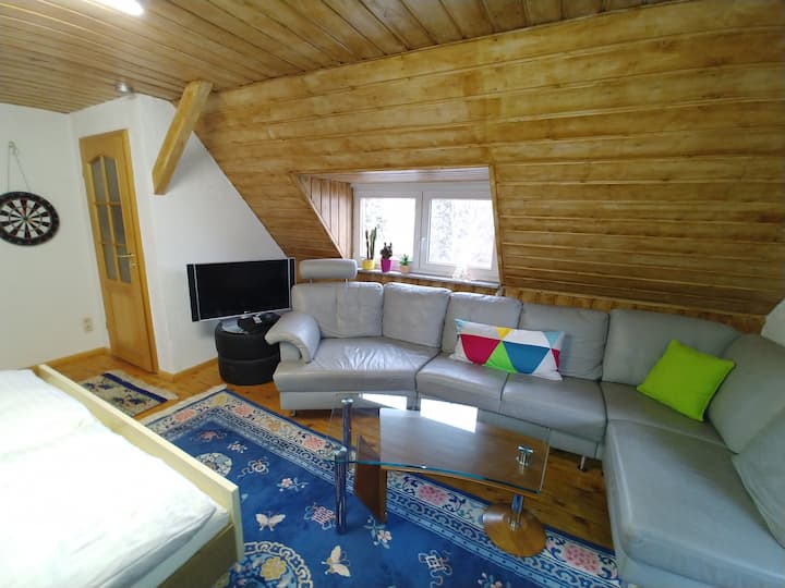Große Wohnung Mit 2 Schlafzimmern - Coswig