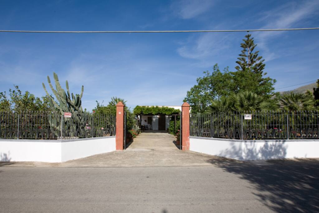 LATO STRADA