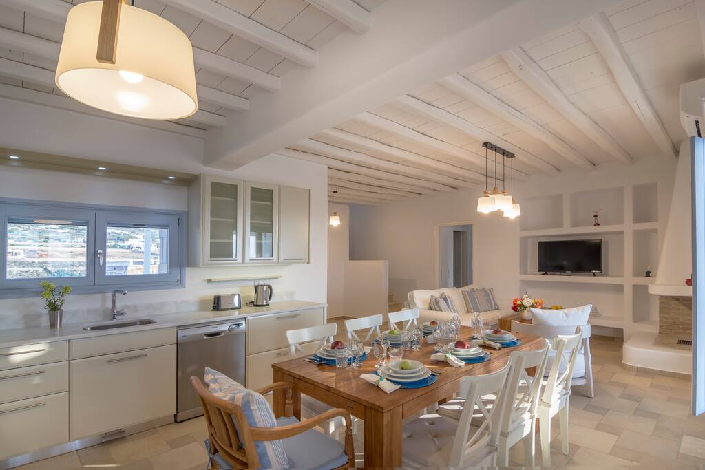 Kitchen-Sitting room