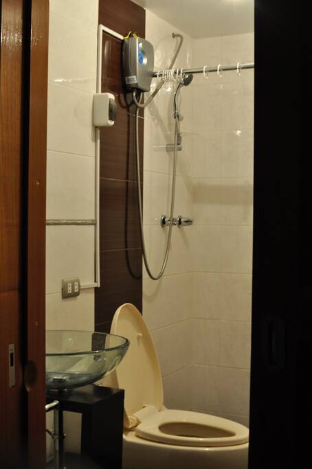 Bathroom, Second level - Baño completo, segundo nivel
