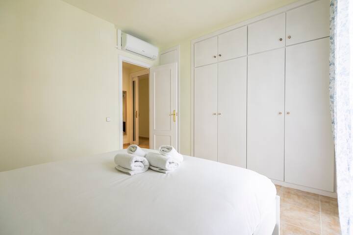 Be Barcelona – Plaza Catalunya Nice and Comfy 4.2 (MP9) gallery image 4