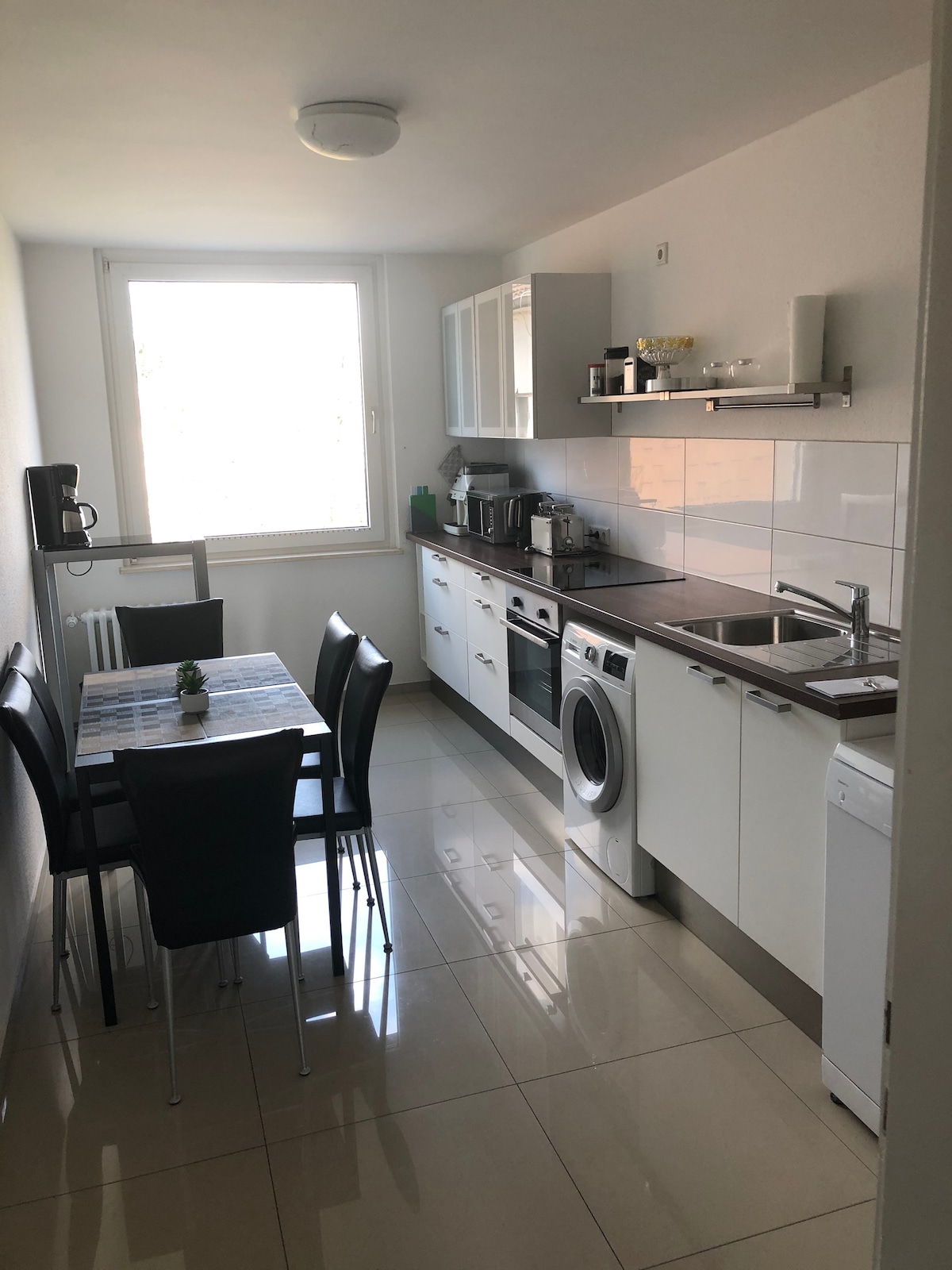 Propiedad de Airbnb exitosa: Micha's Ferienwohnung en Neudorf Nord