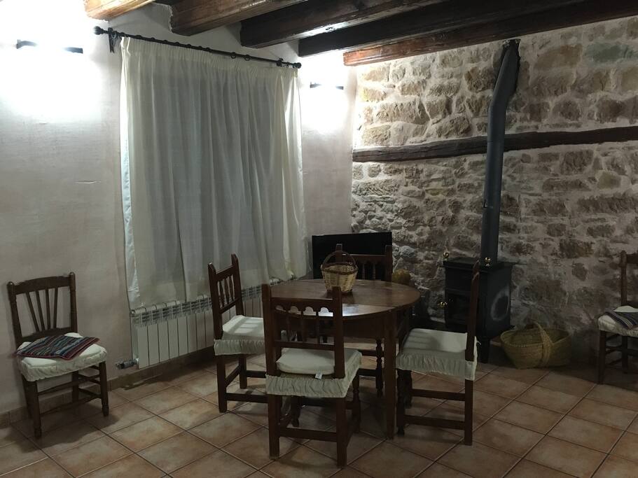 ZONA DE COMEDOR ESTAR