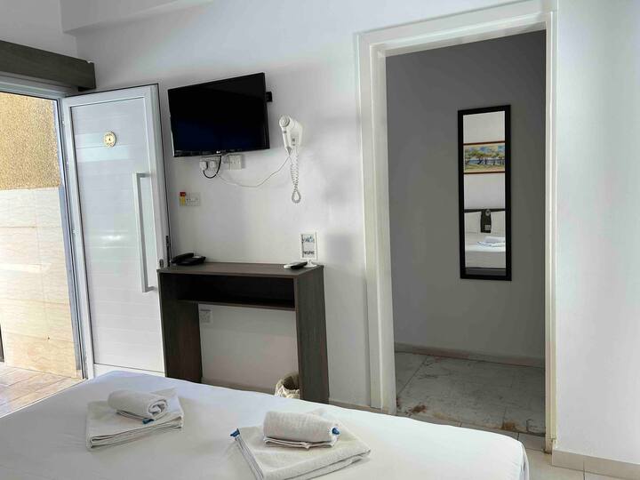 Economy Double Room - Larnaca