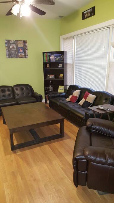 Large Living Room with 50" HD 1080p Television with Blueray player. Comcast cable with full movie package HBO, Showtime, Cinemax, Starz. Also sports package included.