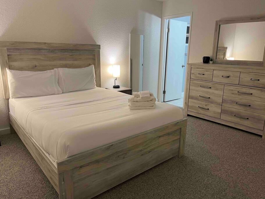 Airbnb Fremont Home|3BR 2BA+Workspace|Centrally Located
