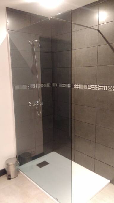 Douche à l'italienne