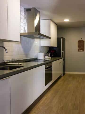 Arenal Suites Puerta del Sol 2 habitaciones (6) gallery image 5