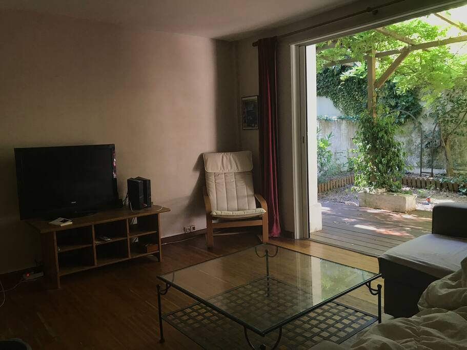 Salon ouvert sur terrasse