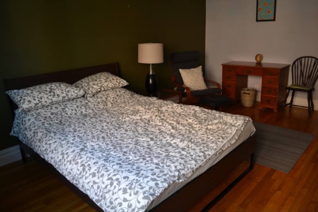 Queen Size bed