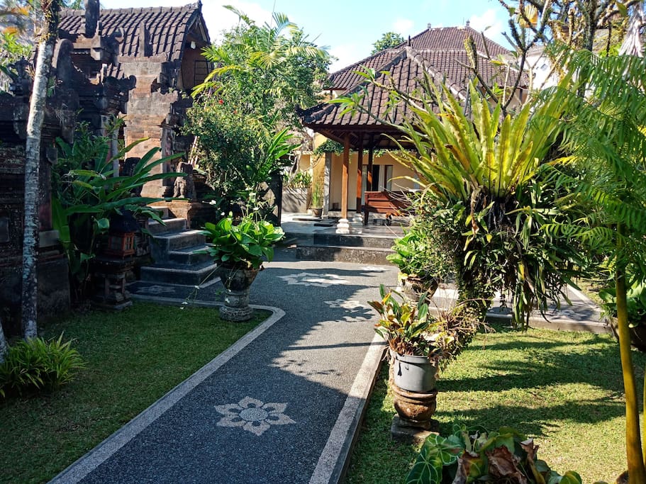 The surrounding around your place