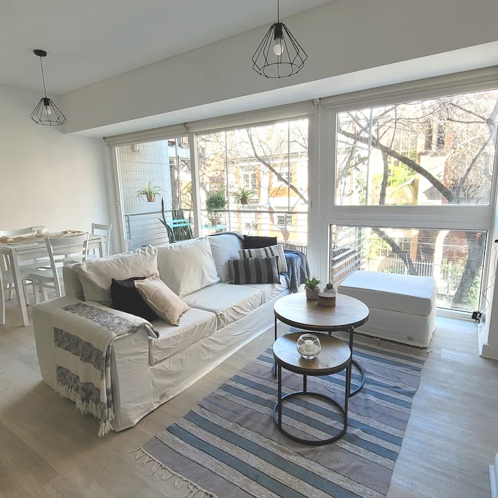 Two-room apartment with balcony in Núñez