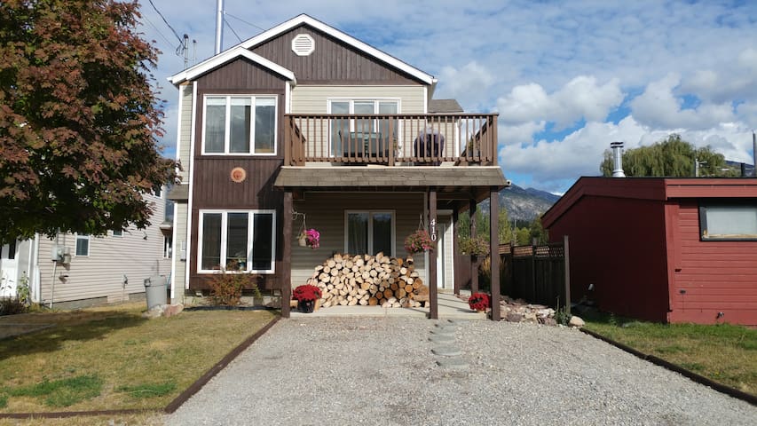 Clean, small micro-suite all to yourself