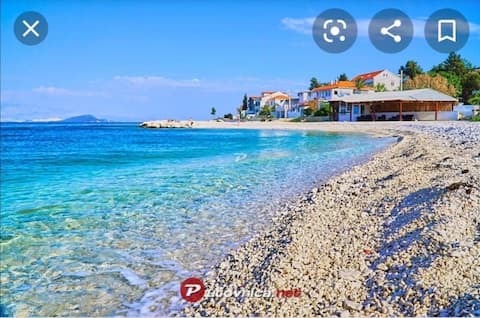 Popular Airbnb listing: New Apartment Ribar 1 (2+1) in Arbanija