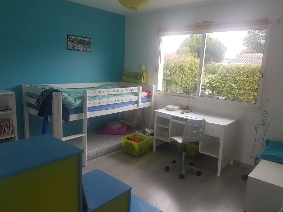 Chambre 1 lit 90