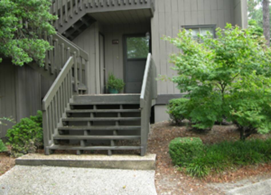 First floor condo with easy access from parking, directly in front