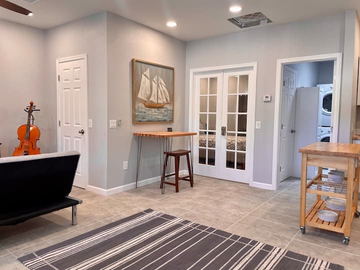 Remodeled One Bedroom Condo In Mid-town - Tucson, AZ
